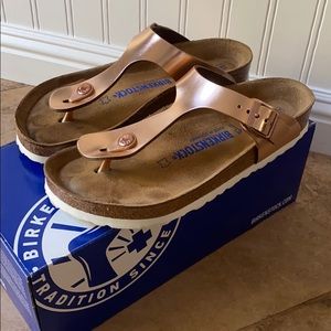 Birkenstock Gizeh Sandal size 38 Metallic Copper